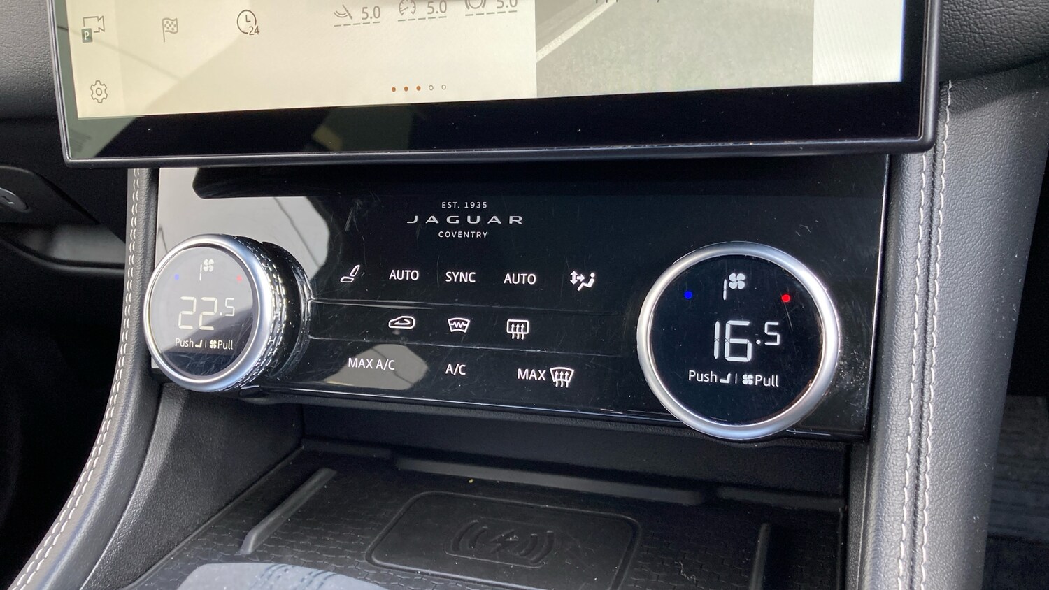 Used Jaguar F-Pace 2023 for sale - 77946974: Photo 32