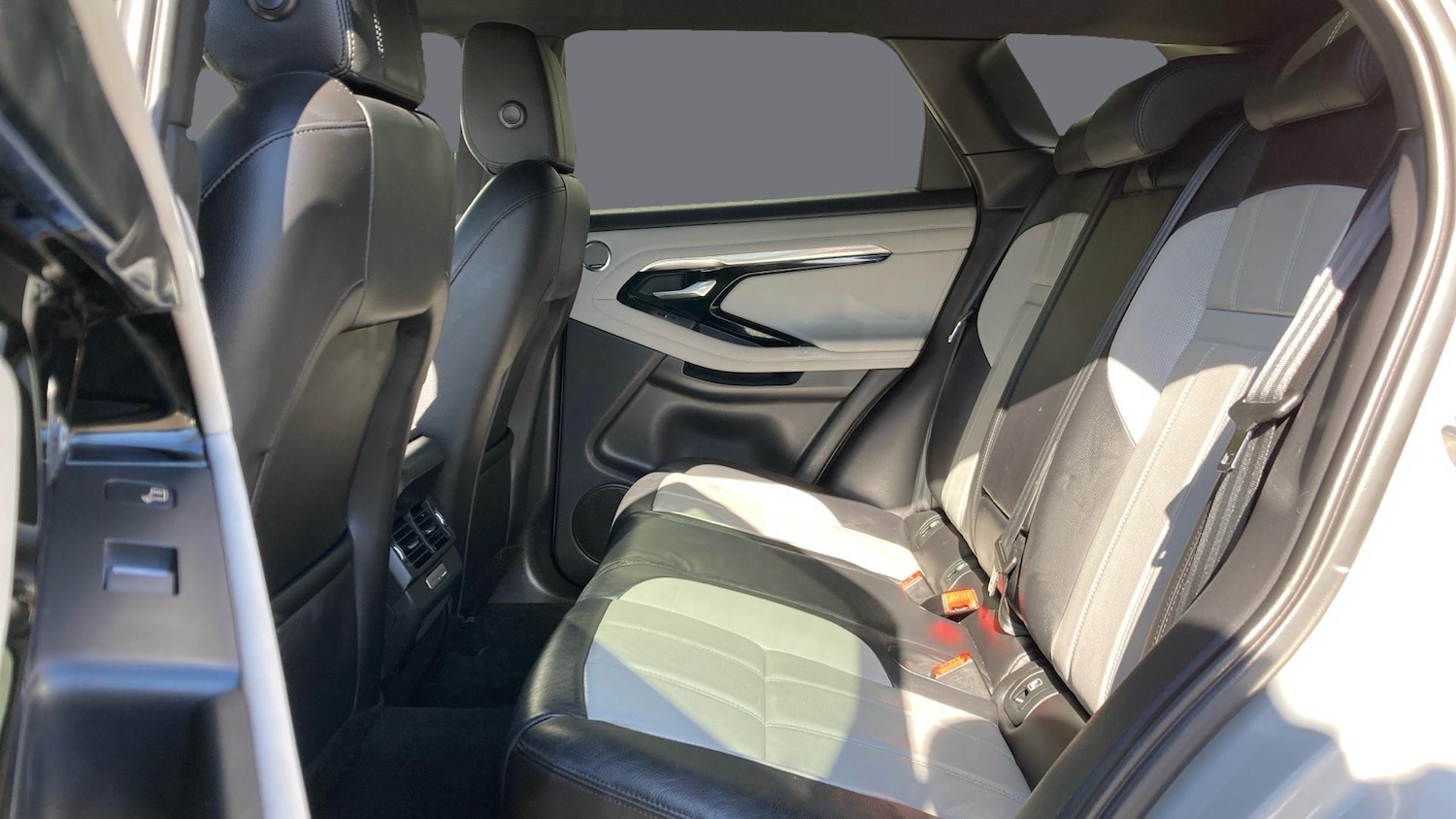 Used Land Rover Range Rover Evoque 2019 for sale - 76156558: Photo 4