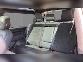 Used Land Rover Defender 2021 for sale - 79404612: Photo