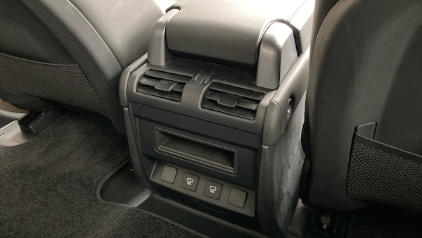 Used Land Rover Defender 2024 for sale - 76255267: Photo 18