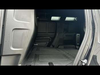 Used Land Rover Defender 2023 for sale - 74804450: Photo