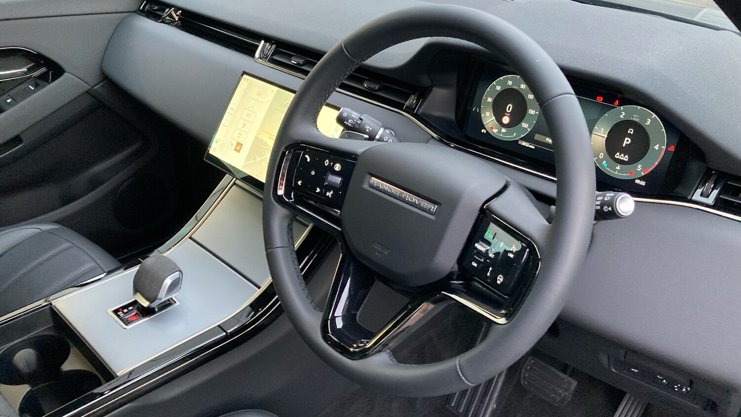 Used Land Rover Range Rover Evoque 2025 for sale - 77147873: Photo 23