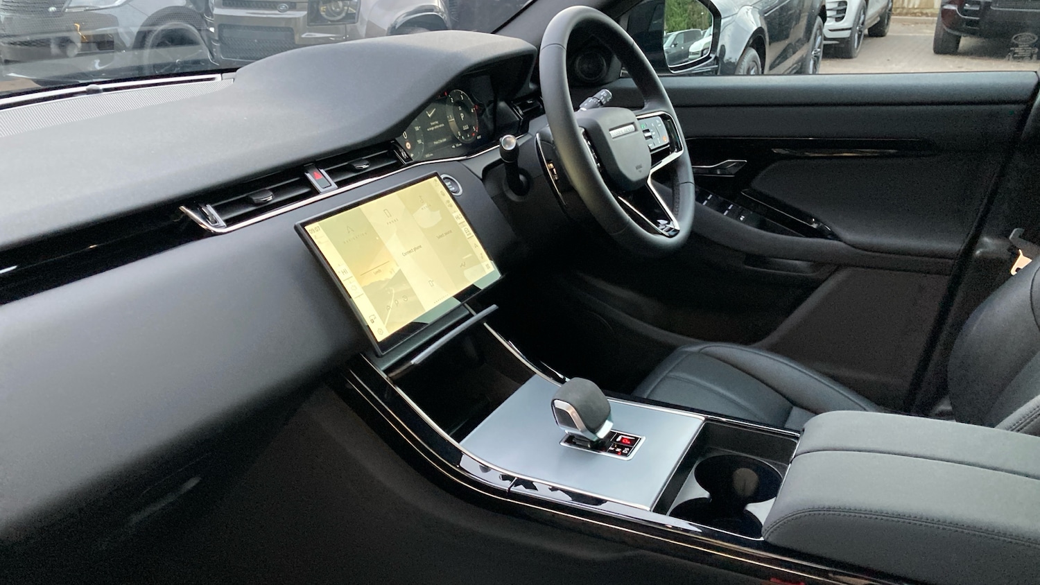 Used Land Rover Range Rover Evoque 2025 for sale - 77147873: Photo 38