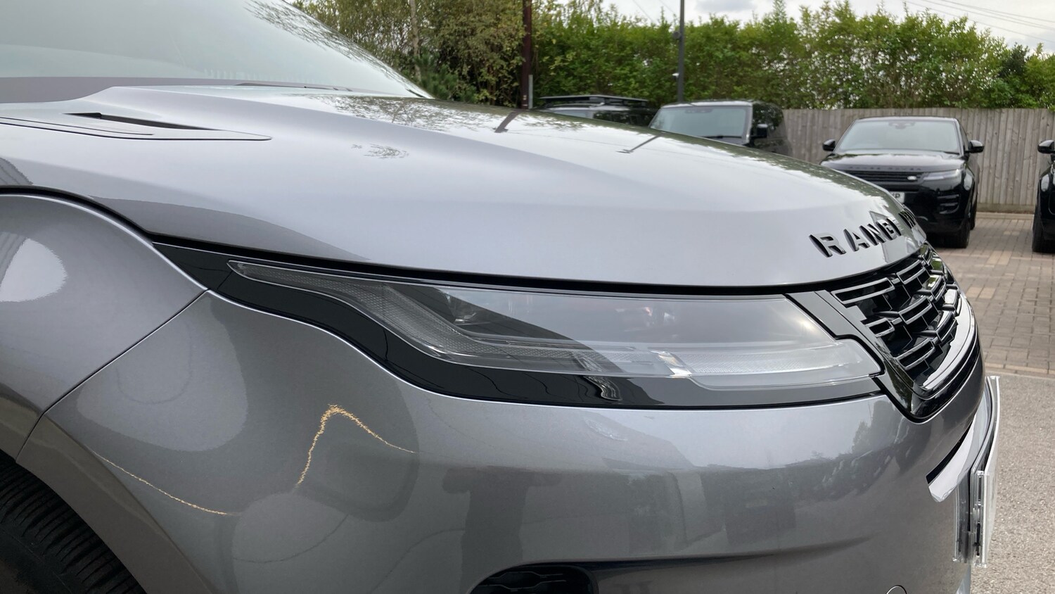 Used Land Rover Range Rover Evoque 2025 for sale - 76252289: Photo 17