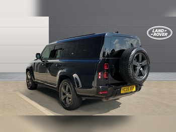 Used Land Rover Defender 2025 for sale - 75567910: Photo