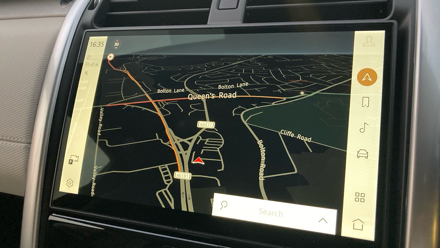 Used Land Rover Discovery 2025 for sale - 77363954: Photo 11