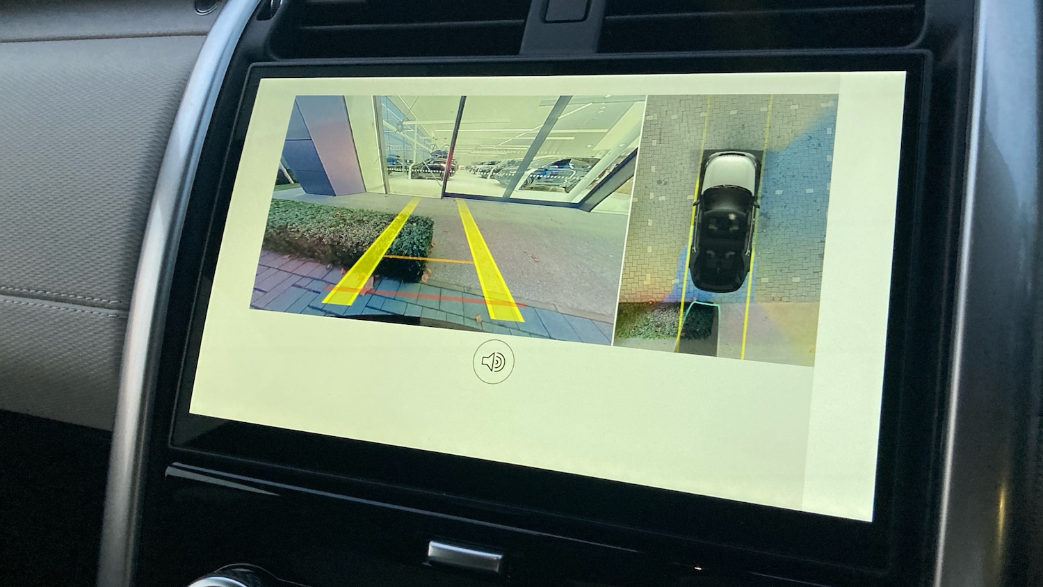 Used Land Rover Discovery 2025 for sale - 77363954: Photo 12