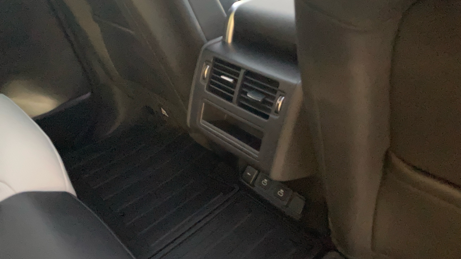 Used Land Rover Discovery 2025 for sale - 77363954: Photo 18