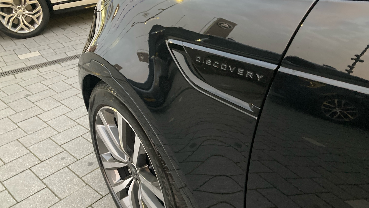 Used Land Rover Discovery 2025 for sale - 77363954: Photo 20