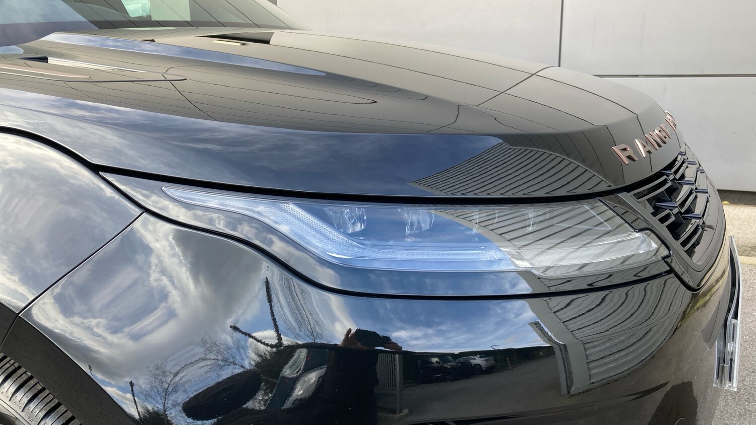 Used Land Rover Range Rover Evoque 2025 for sale - 78107213: Photo 17