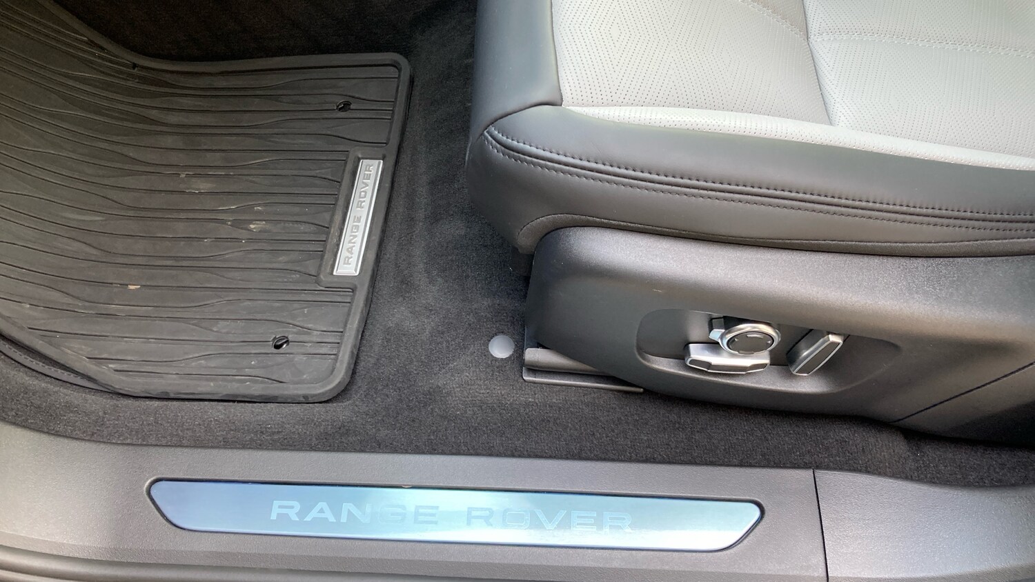 Used Land Rover Range Rover Evoque 2025 for sale - 78107213: Photo 44