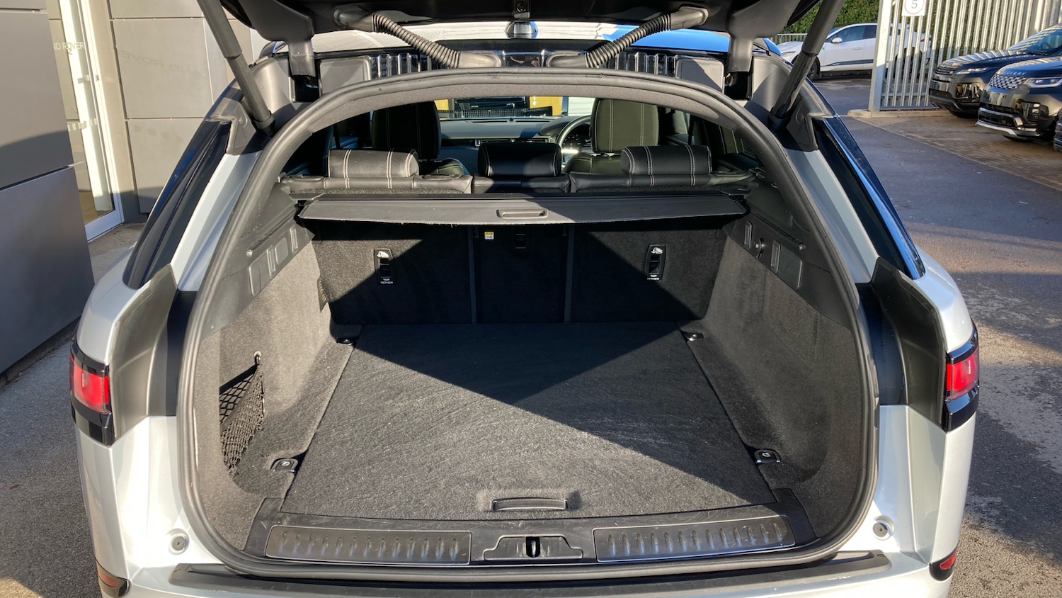 Used Land Rover Range Rover Velar 2021 for sale - 76791267: Photo 10