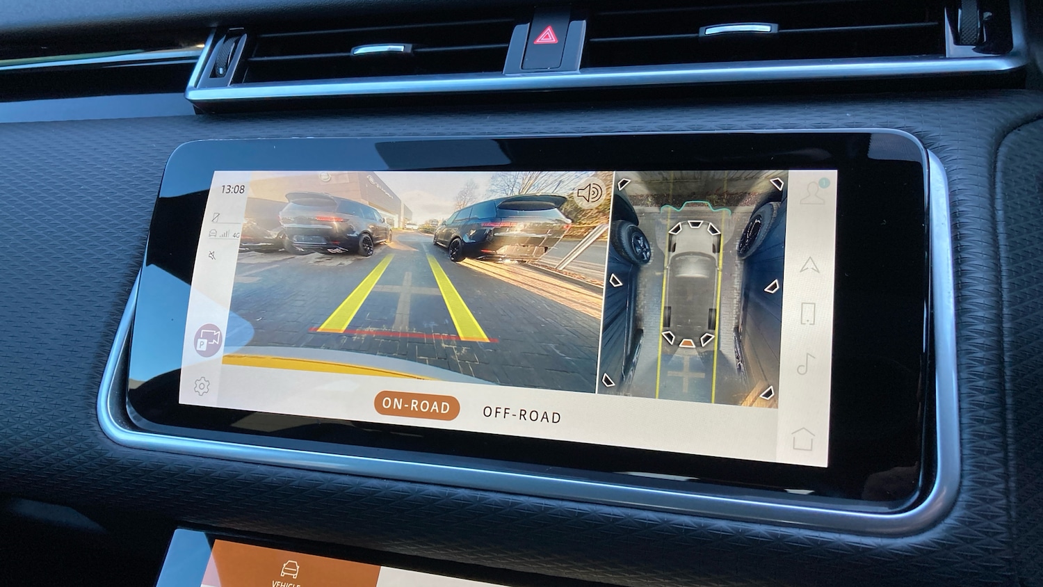 Used Land Rover Range Rover Velar 2021 for sale - 76791267: Photo 12