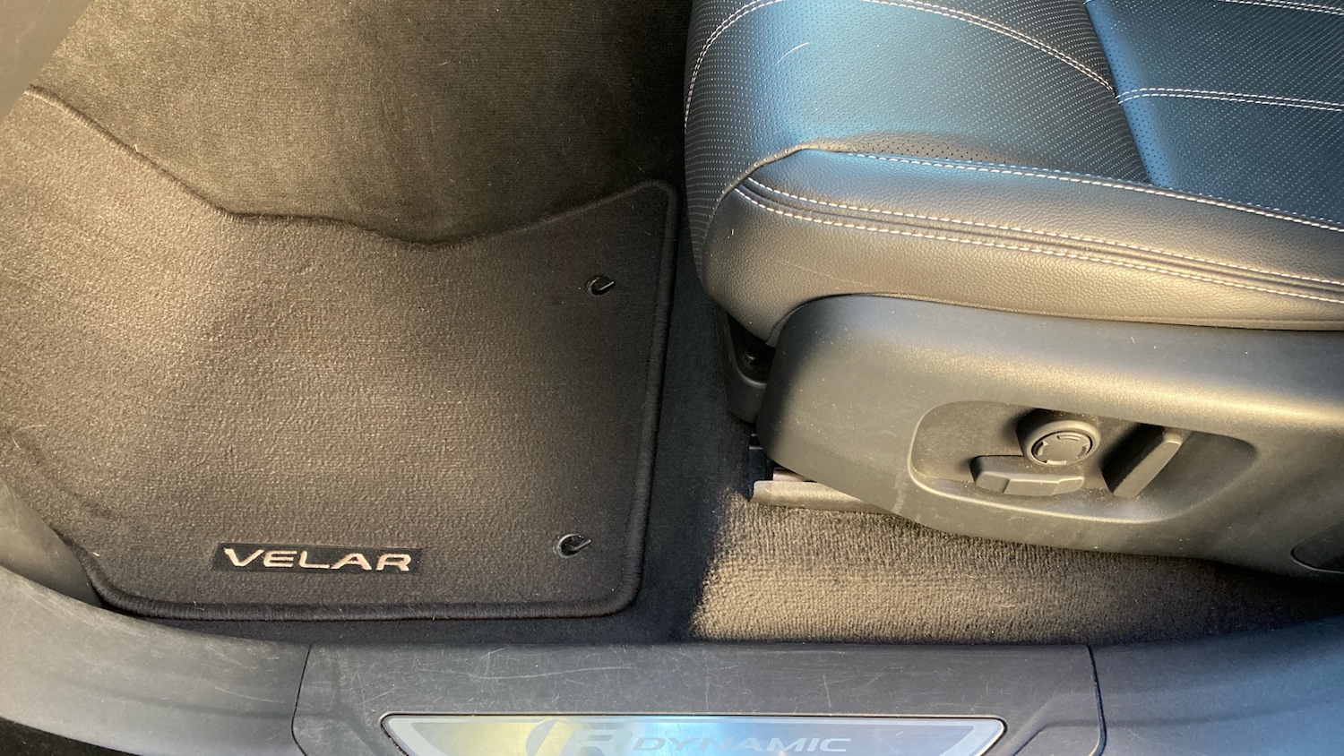 Used Land Rover Range Rover Velar 2021 for sale - 76791267: Photo 23