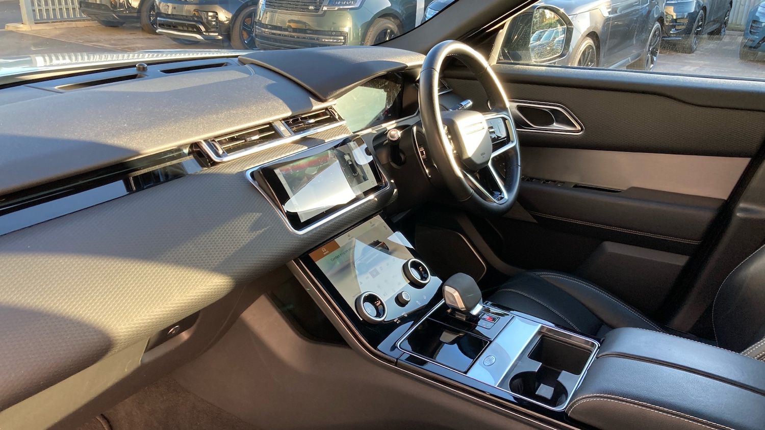 Used Land Rover Range Rover Velar 2021 for sale - 76791267: Photo 24