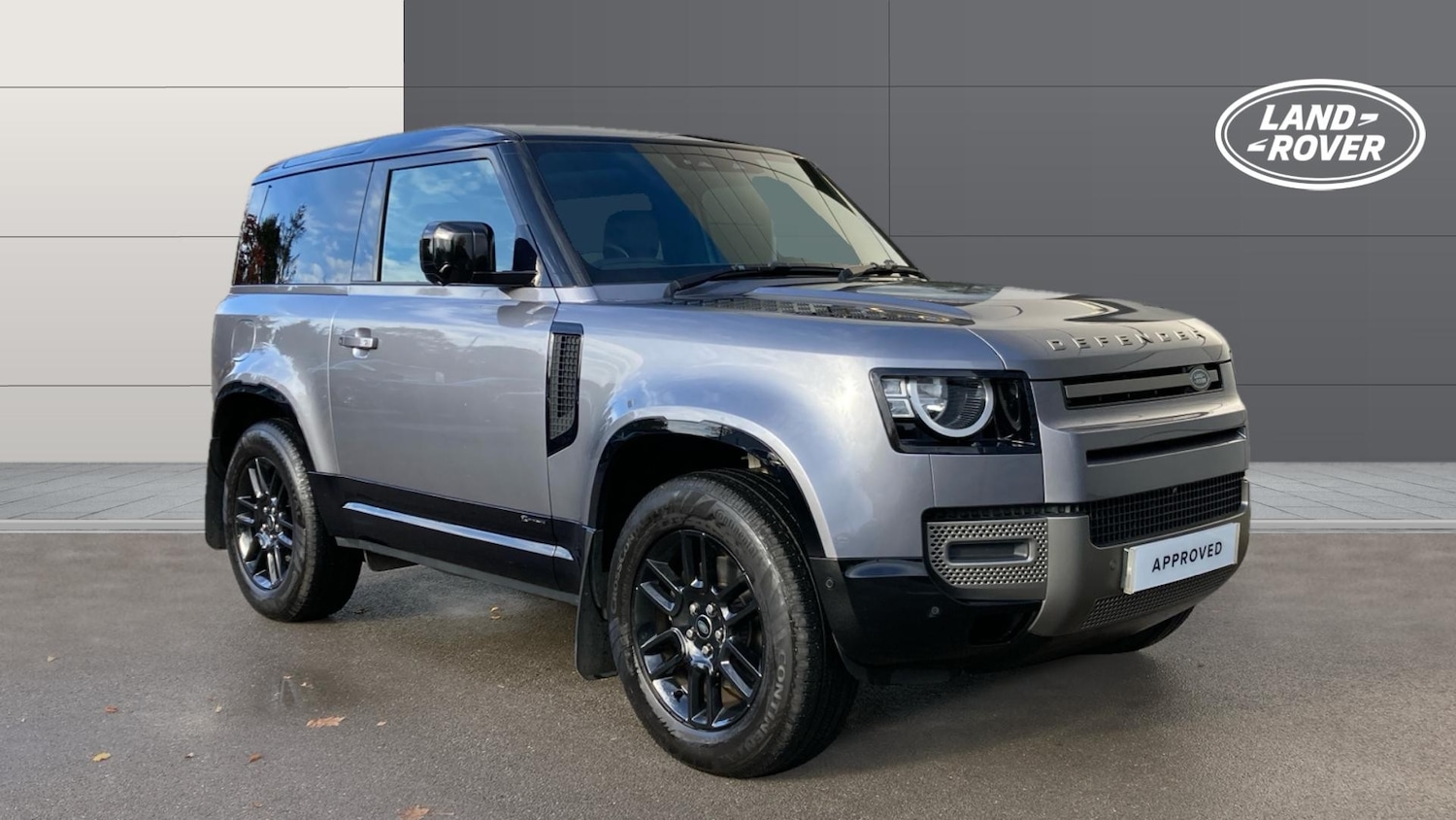 Used Land Rover Defender 2021 for sale - 76343884: Photo 1