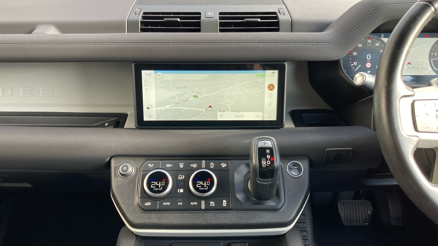 Used Land Rover Defender 2021 for sale - 76343884: Photo 14