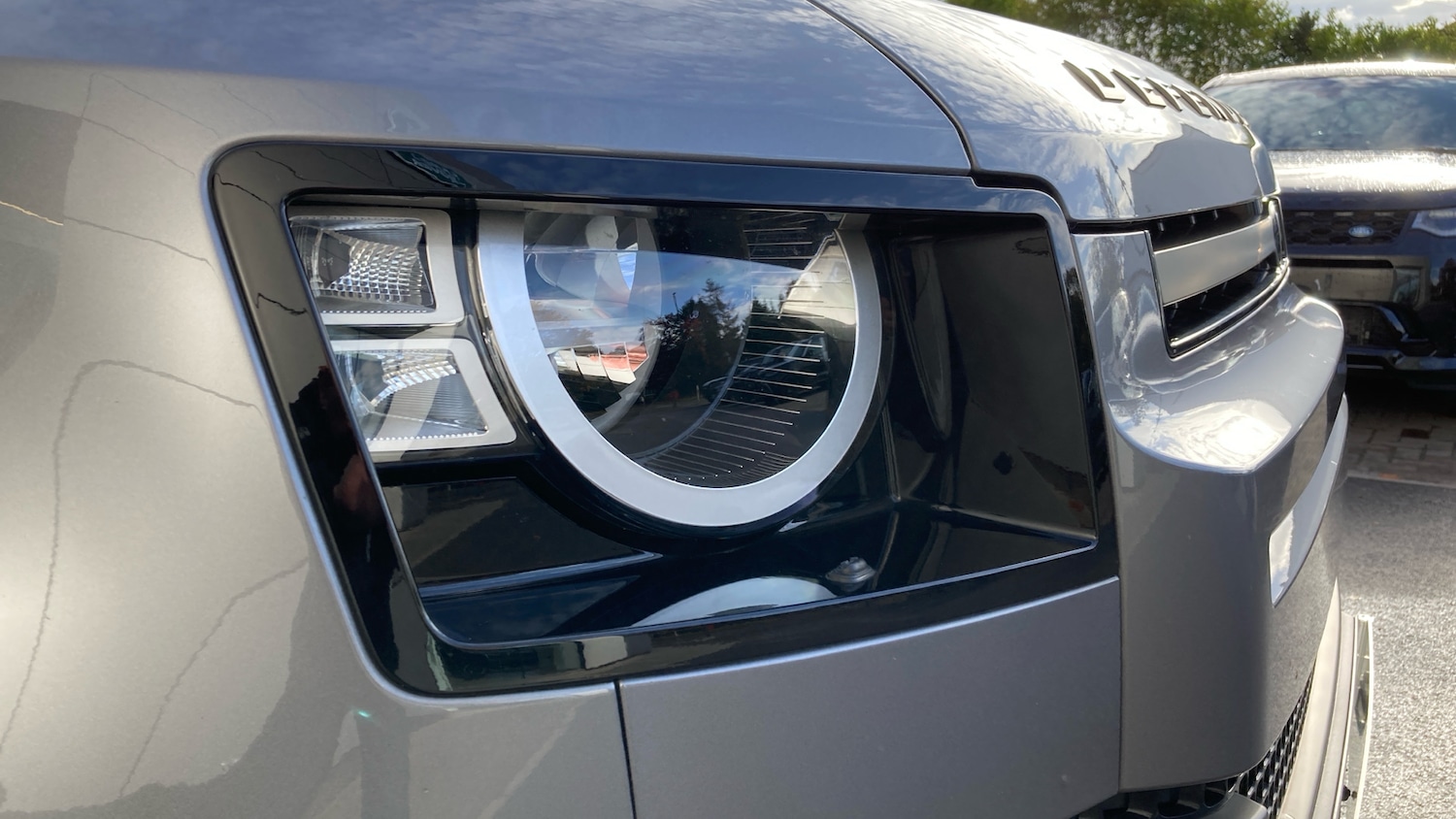 Used Land Rover Defender 2021 for sale - 76343884: Photo 17