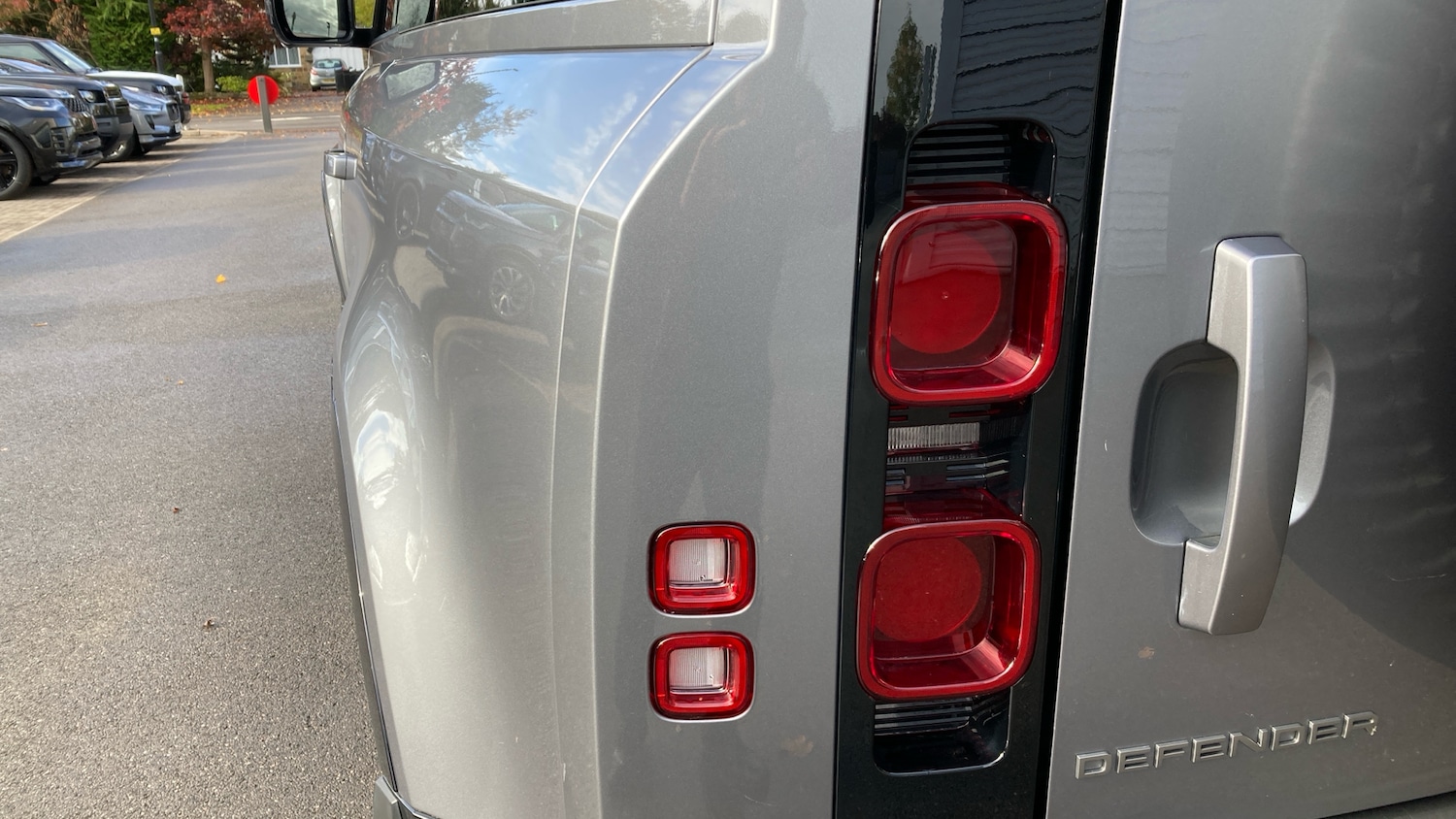 Used Land Rover Defender 2021 for sale - 76343884: Photo 19