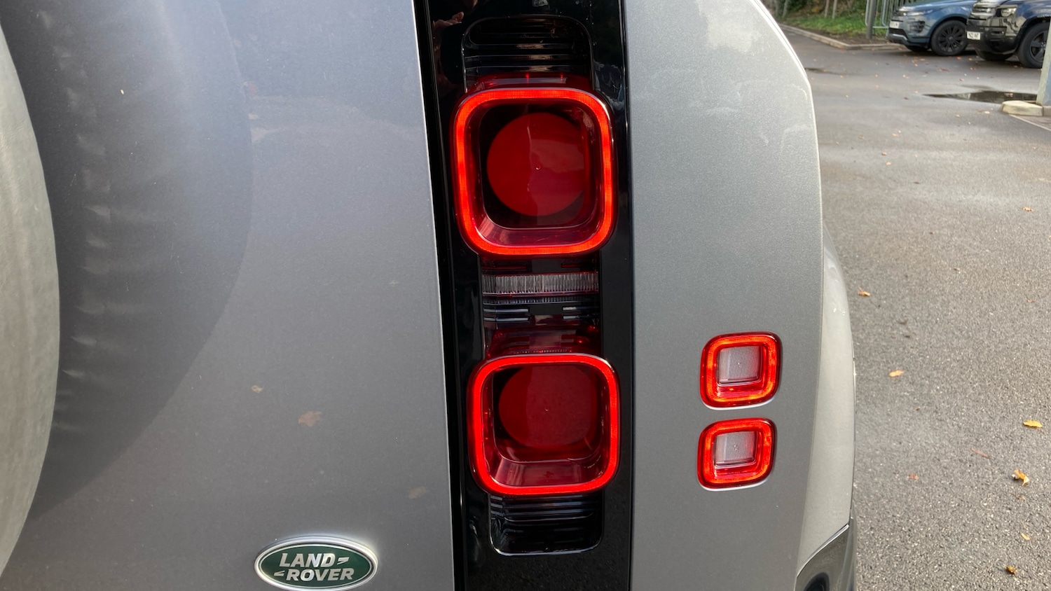 Used Land Rover Defender 2021 for sale - 76343884: Photo 22