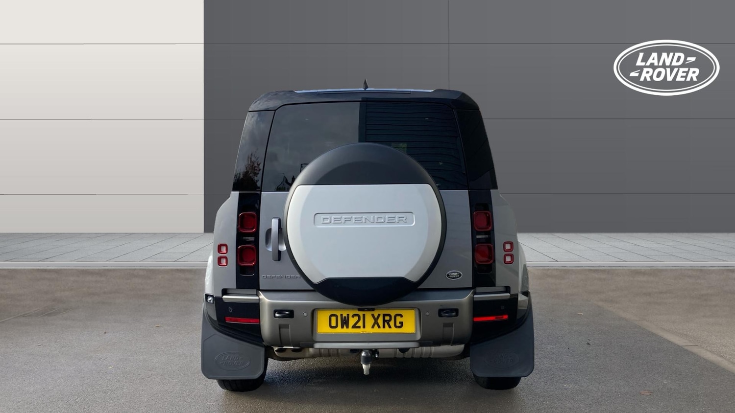 Used Land Rover Defender 2021 for sale - 76343884: Photo 6