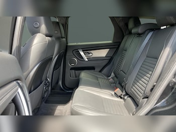 Used Land Rover Discovery Sport 2024 for sale - 75144755: Photo