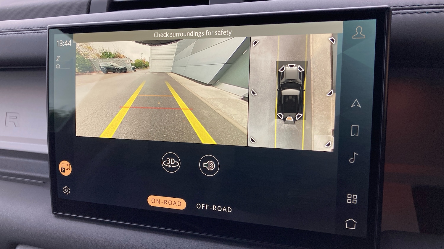 Used Land Rover Defender 2024 for sale - 76450244: Photo 12