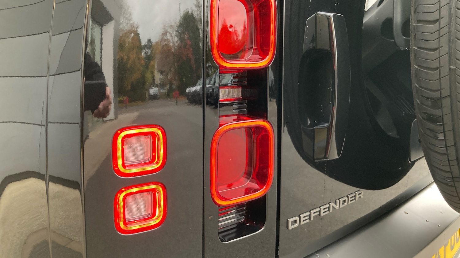 Used Land Rover Defender 2024 for sale - 76450244: Photo 24