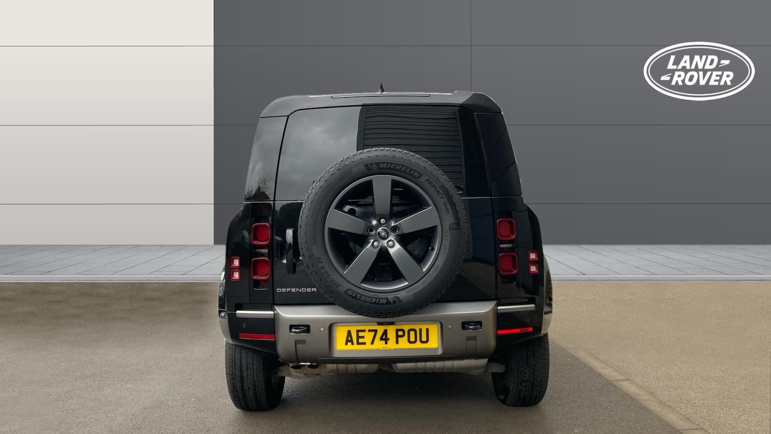 Used Land Rover Defender 2024 for sale - 76450244: Photo 6