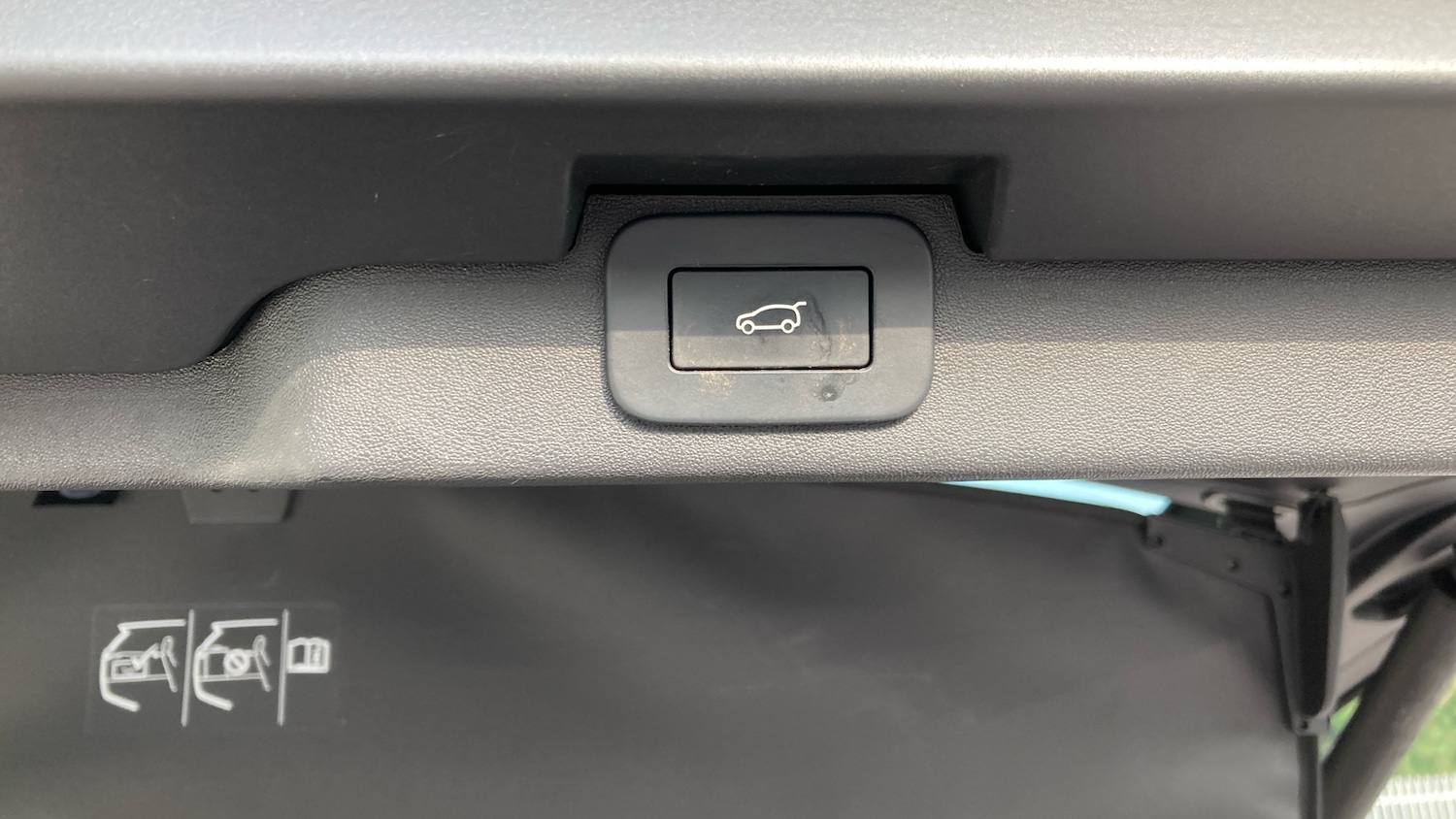 Used Land Rover Discovery 2023 for sale - 77775001: Photo 45