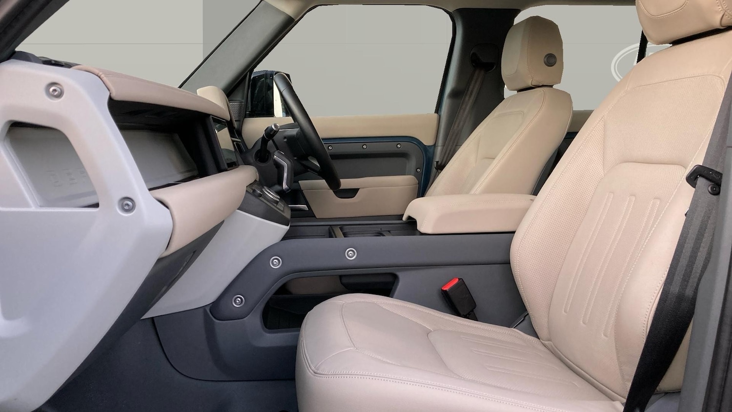 Used Land Rover Defender 2022 for sale - 77127302: Photo 3