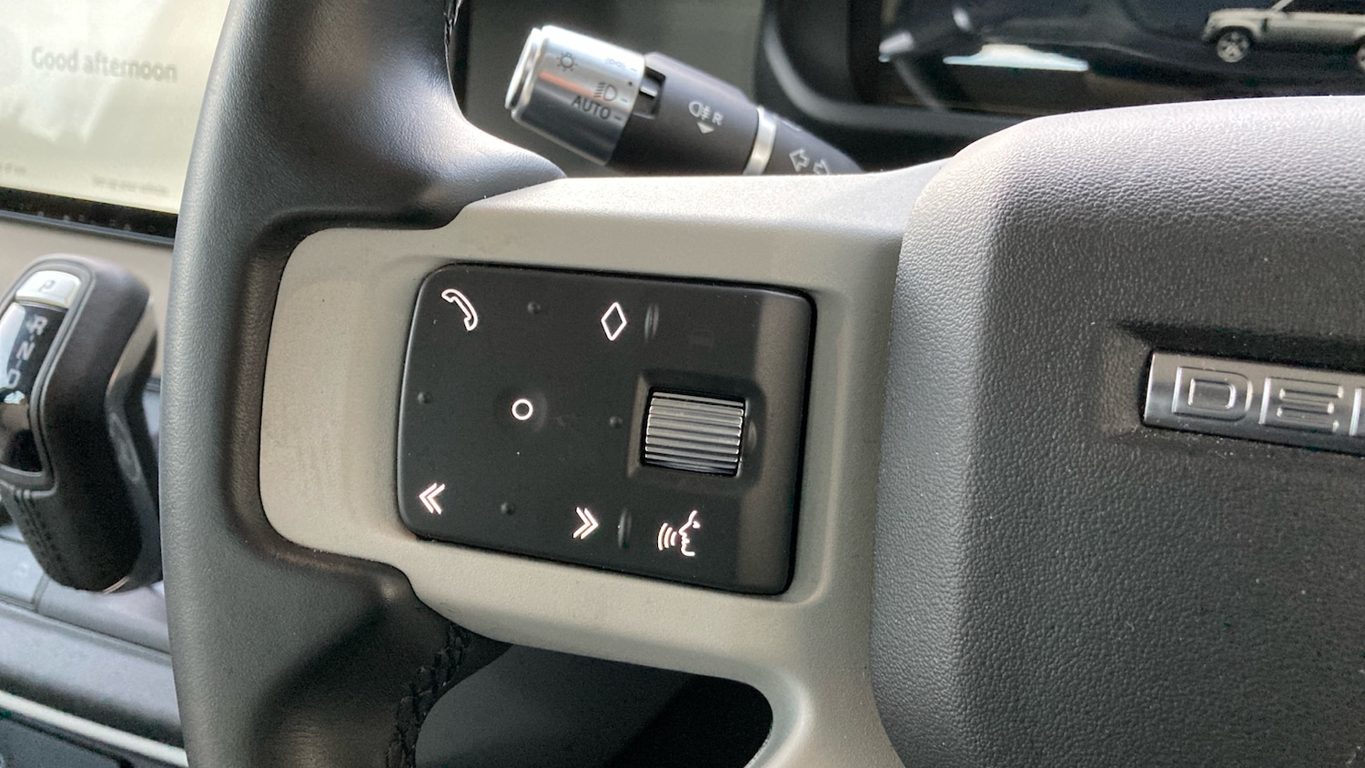 Used Land Rover Defender 2022 for sale - 77127302: Photo 33