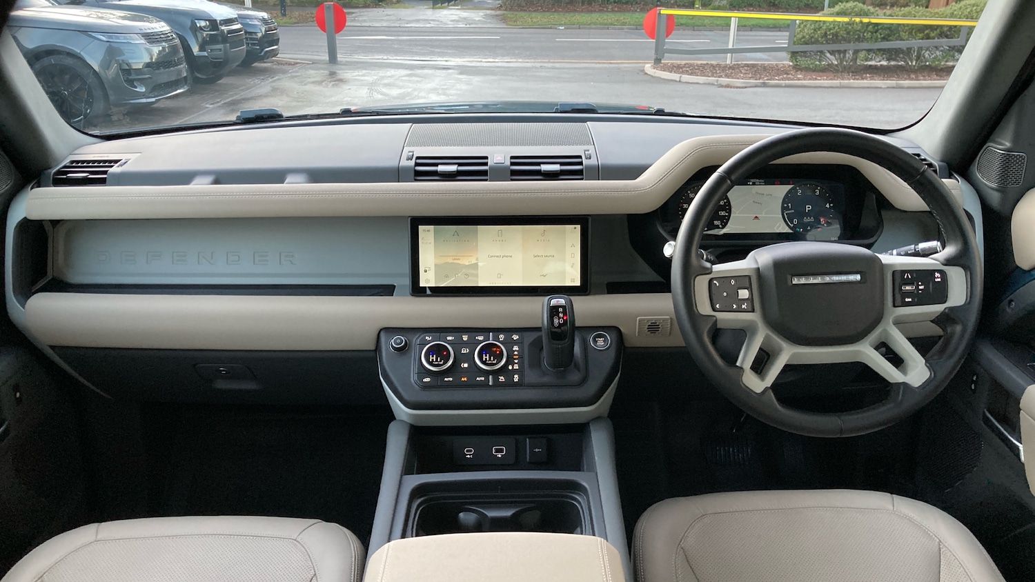 Used Land Rover Defender 2022 for sale - 77127302: Photo 9