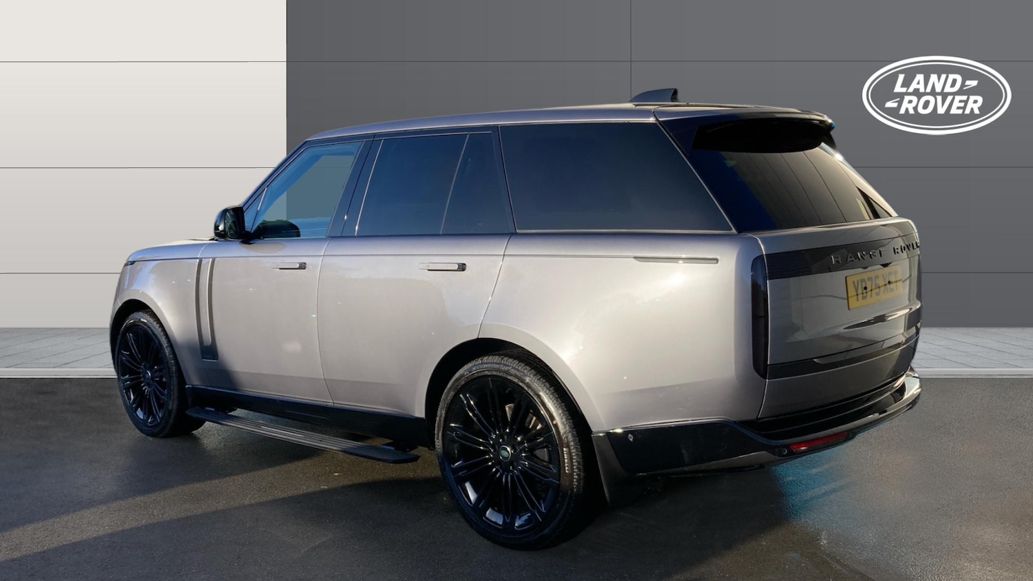 Used Land Rover Range Rover 2025 for sale - 77704252: Photo 2