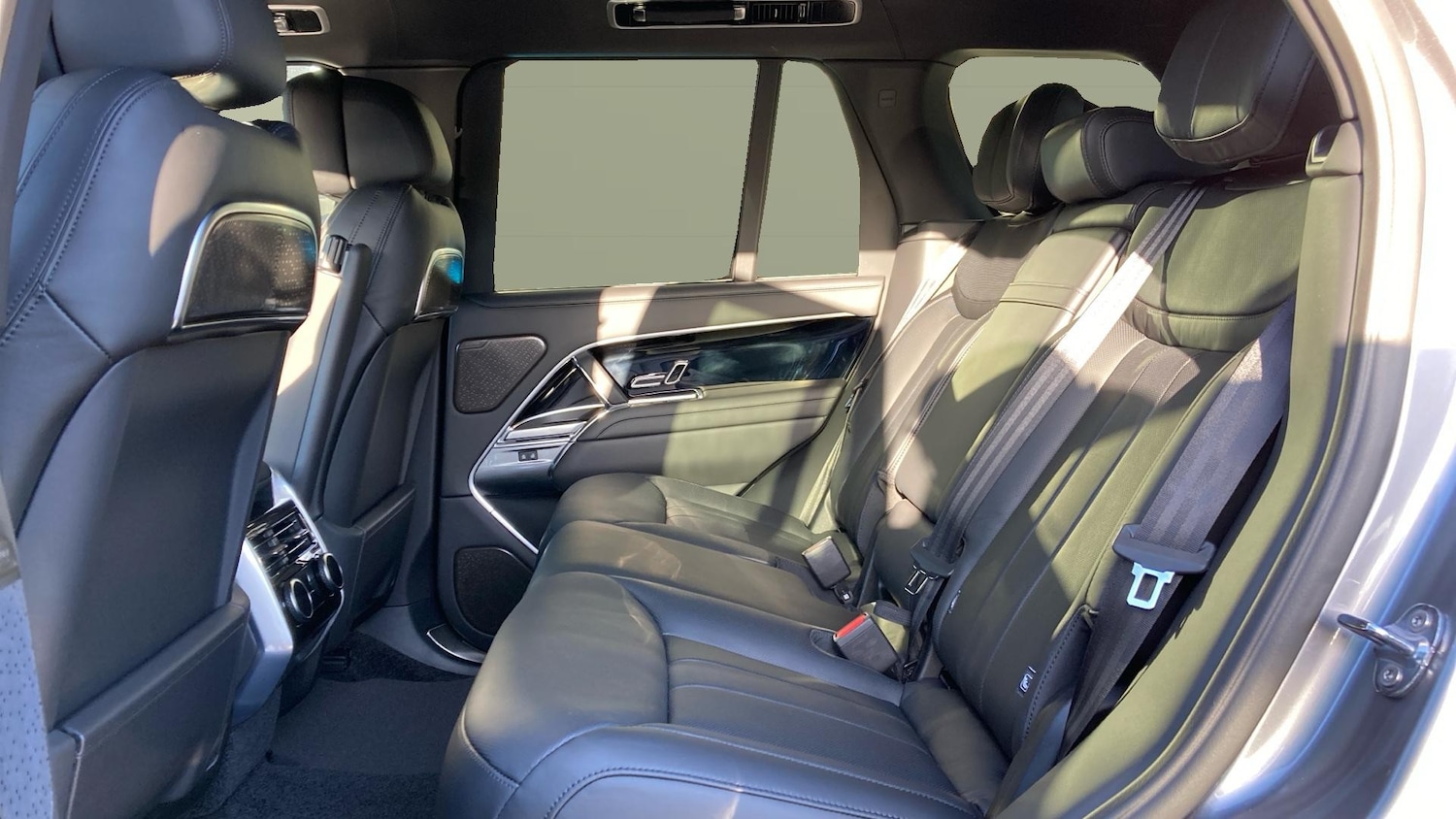 Used Land Rover Range Rover 2025 for sale - 77704252: Photo 4