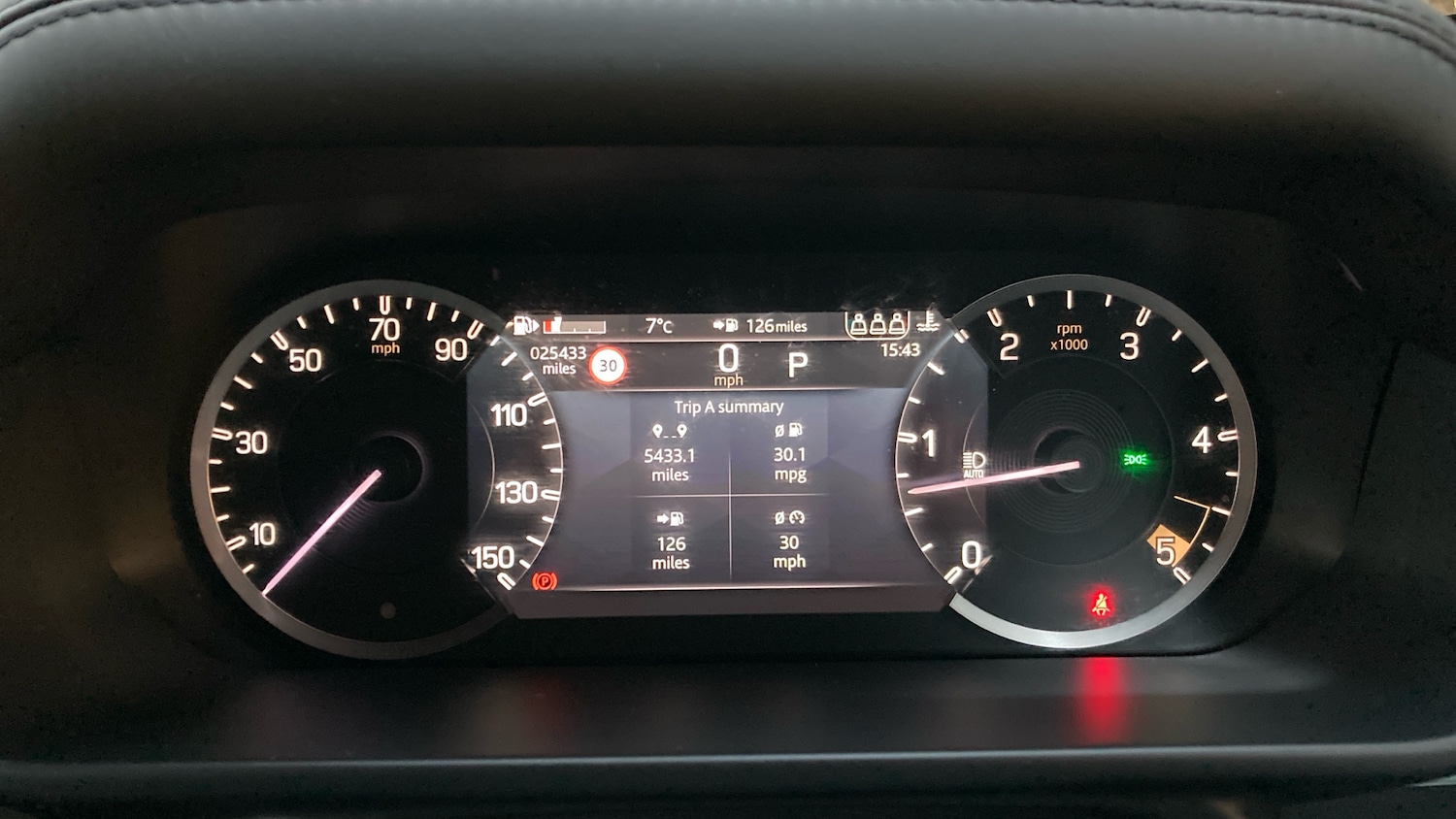 Used Land Rover Defender 2023 for sale - 76737936: Photo 16