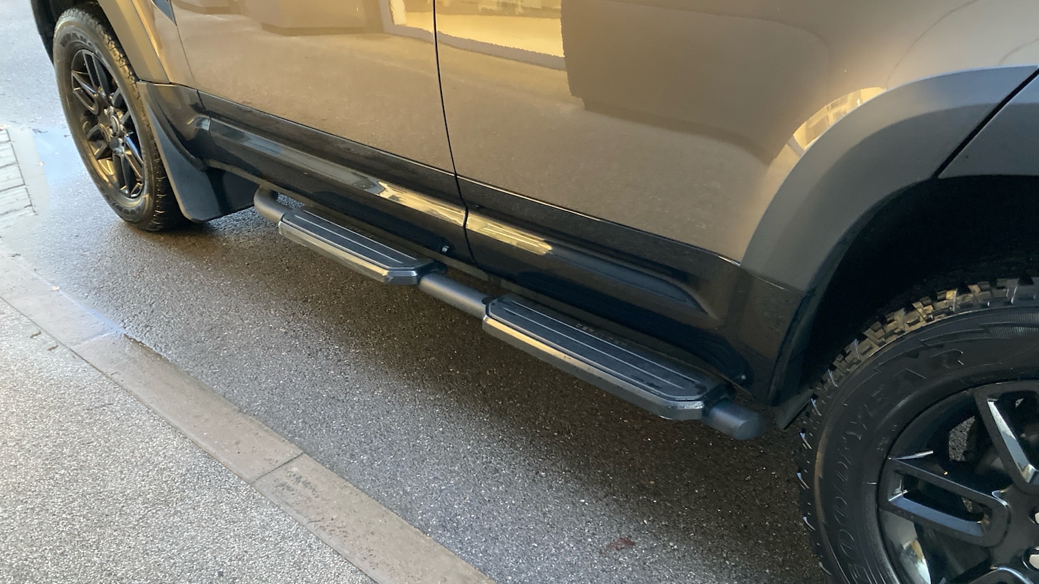 Used Land Rover Defender 2023 for sale - 76737936: Photo 25