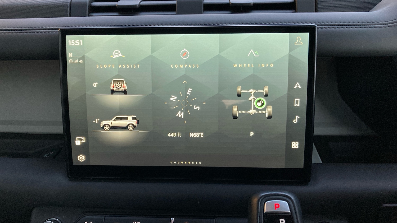 Used Land Rover Defender 2023 for sale - 76737936: Photo 29