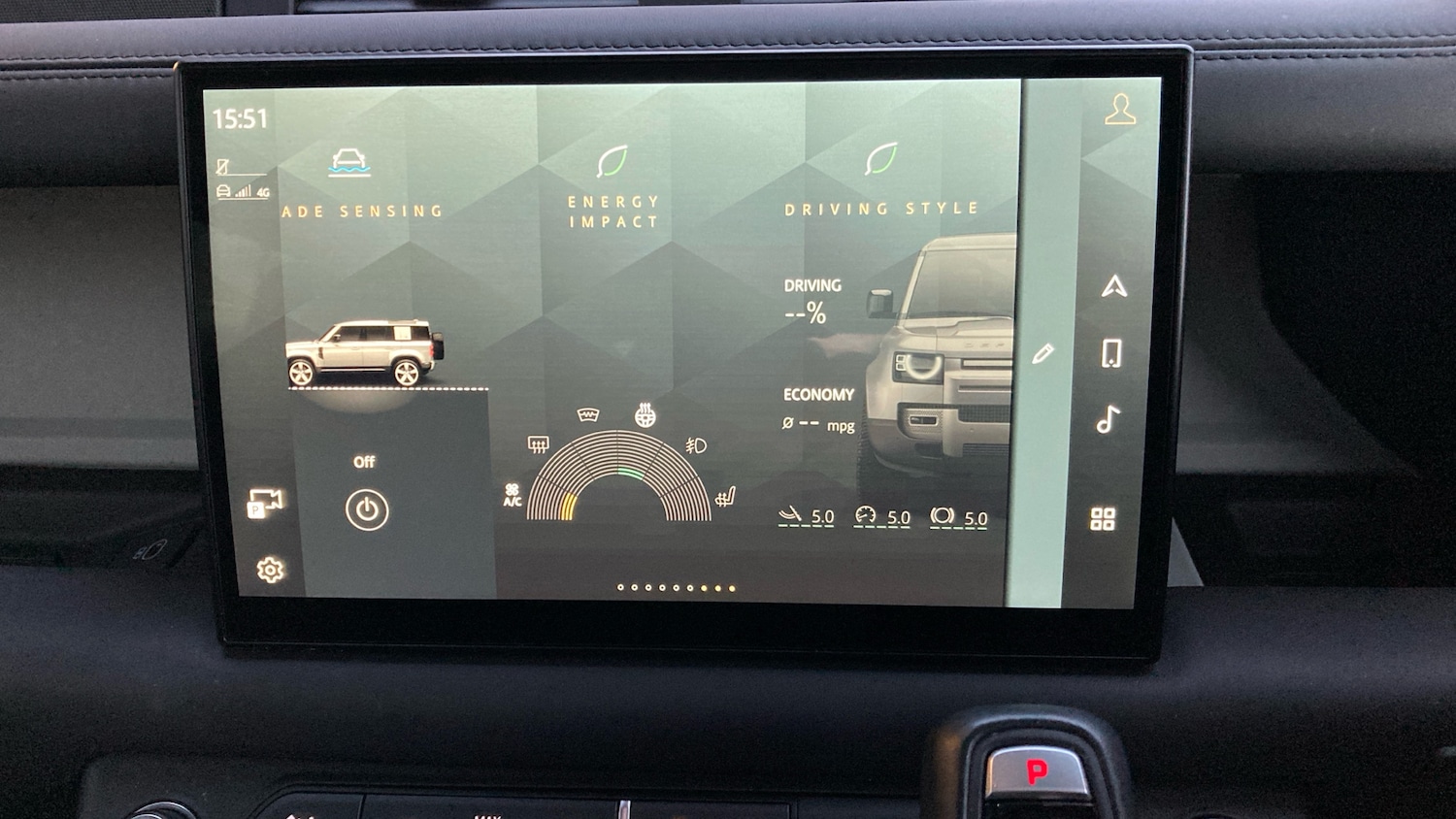 Used Land Rover Defender 2023 for sale - 76737936: Photo 30