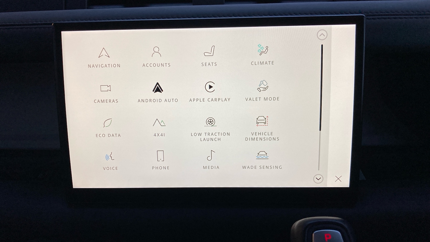 Used Land Rover Defender 2023 for sale - 76737936: Photo 31