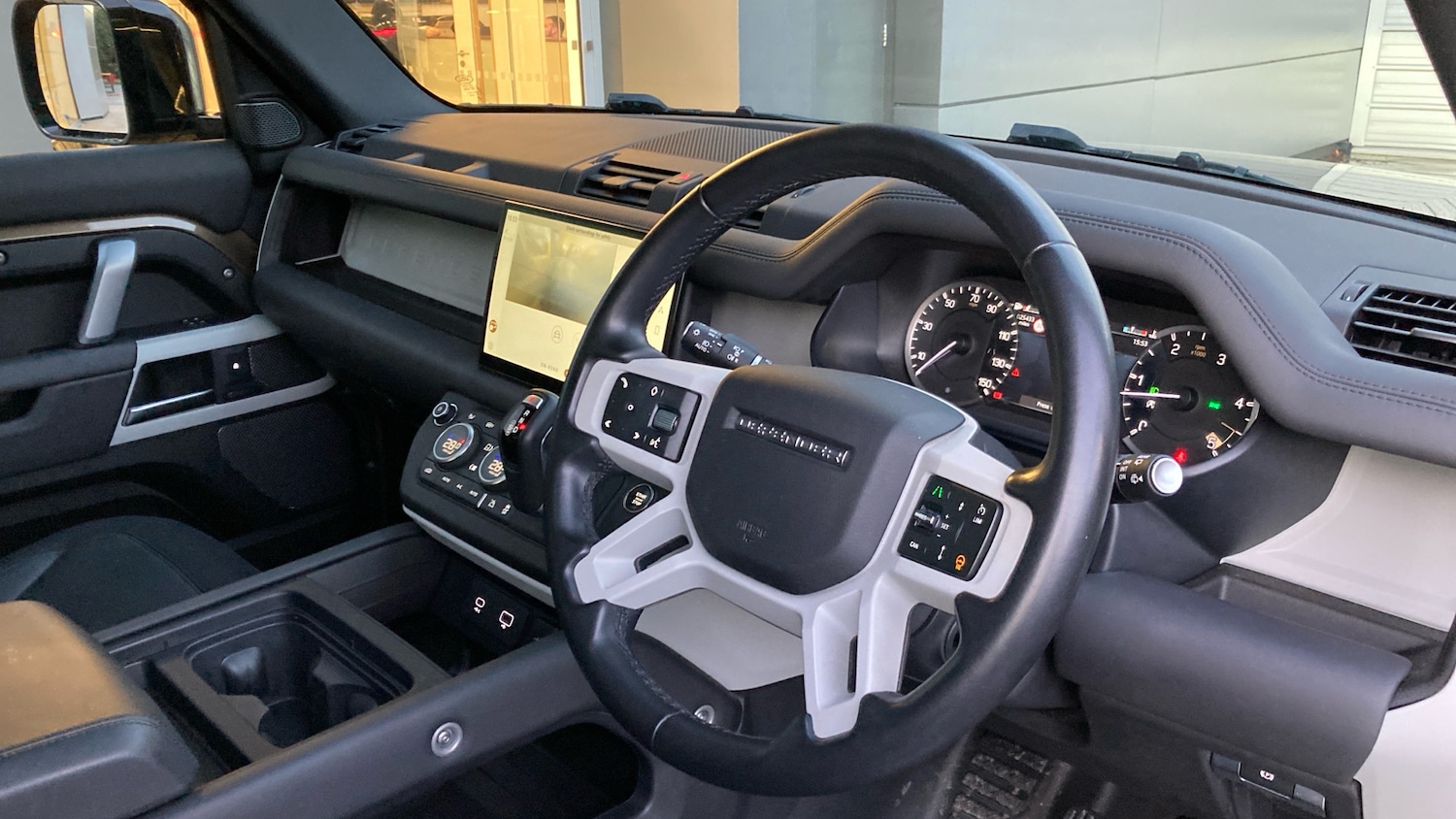 Used Land Rover Defender 2023 for sale - 76737936: Photo 34