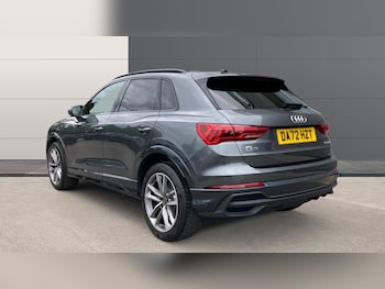 Used Audi Q3 2023 for sale - 75425270: Photo
