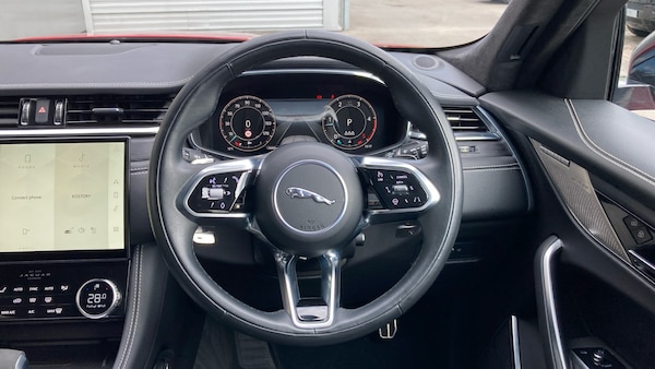 Used Jaguar F-Pace 2023 for sale - 76065960: Photo 15