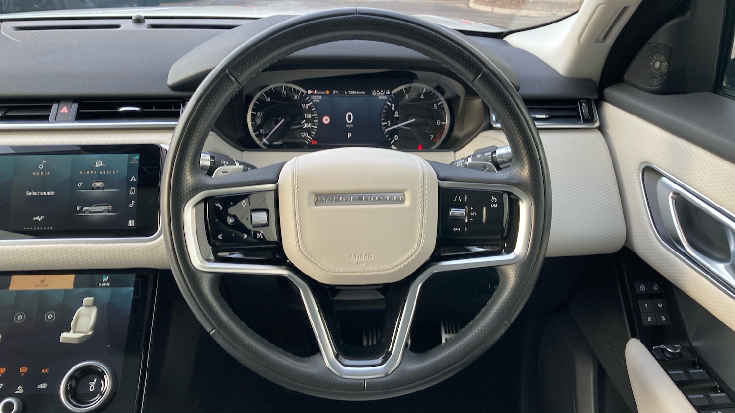 Used Land Rover Range Rover Velar 2021 for sale - 77147851: Photo 15