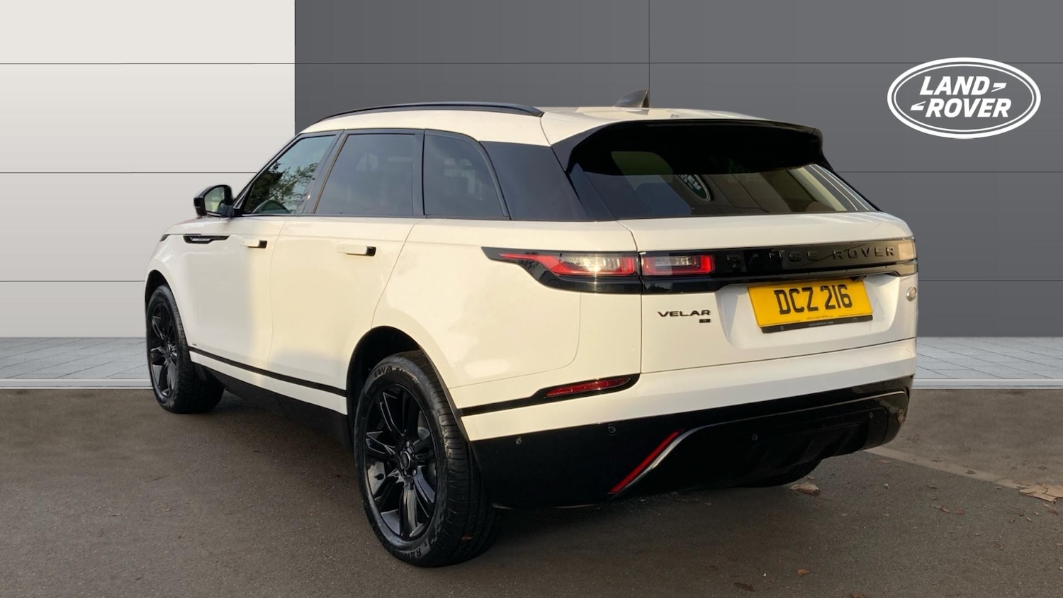 Used Land Rover Range Rover Velar 2021 for sale - 77147851: Photo 2
