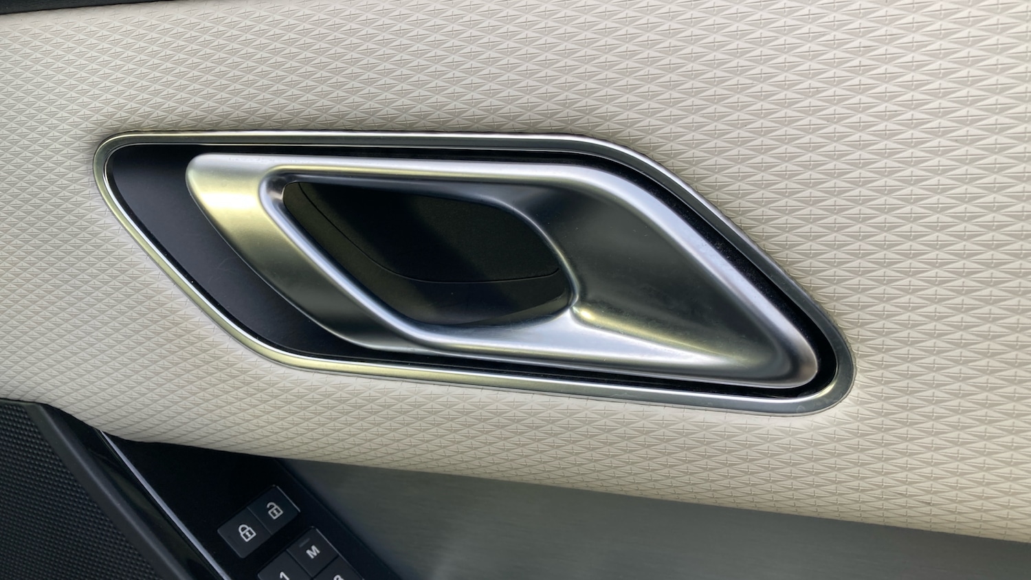 Used Land Rover Range Rover Velar 2021 for sale - 77147851: Photo 33