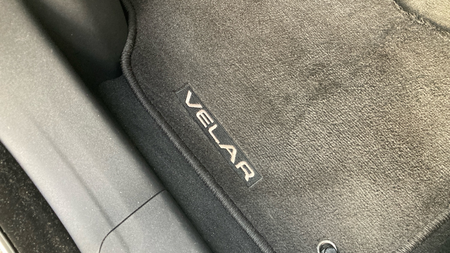 Used Land Rover Range Rover Velar 2021 for sale - 77147851: Photo 35