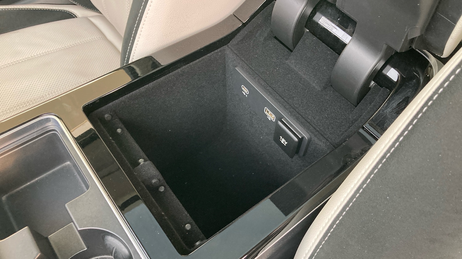 Used Land Rover Range Rover Velar 2021 for sale - 77147851: Photo 37