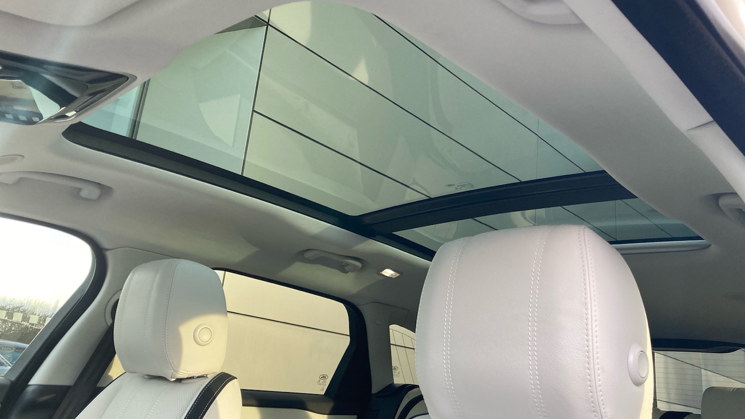 Used Land Rover Range Rover Velar 2021 for sale - 77147851: Photo 42