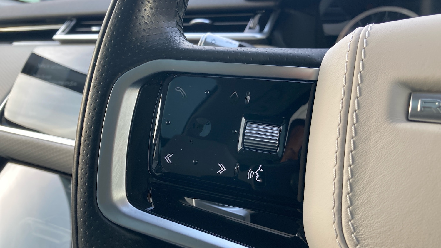 Used Land Rover Range Rover Velar 2021 for sale - 77147851: Photo 43